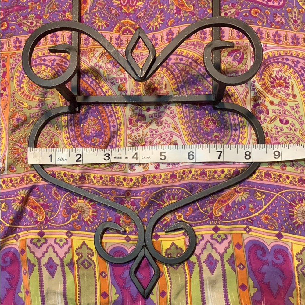 Vintage elegant Black Wrought Iron Metal Two Plate Wall Decor - Picture 12 of 12